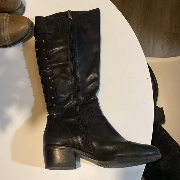 Arturo Chiang Black leather boots - Picture 6 of 8